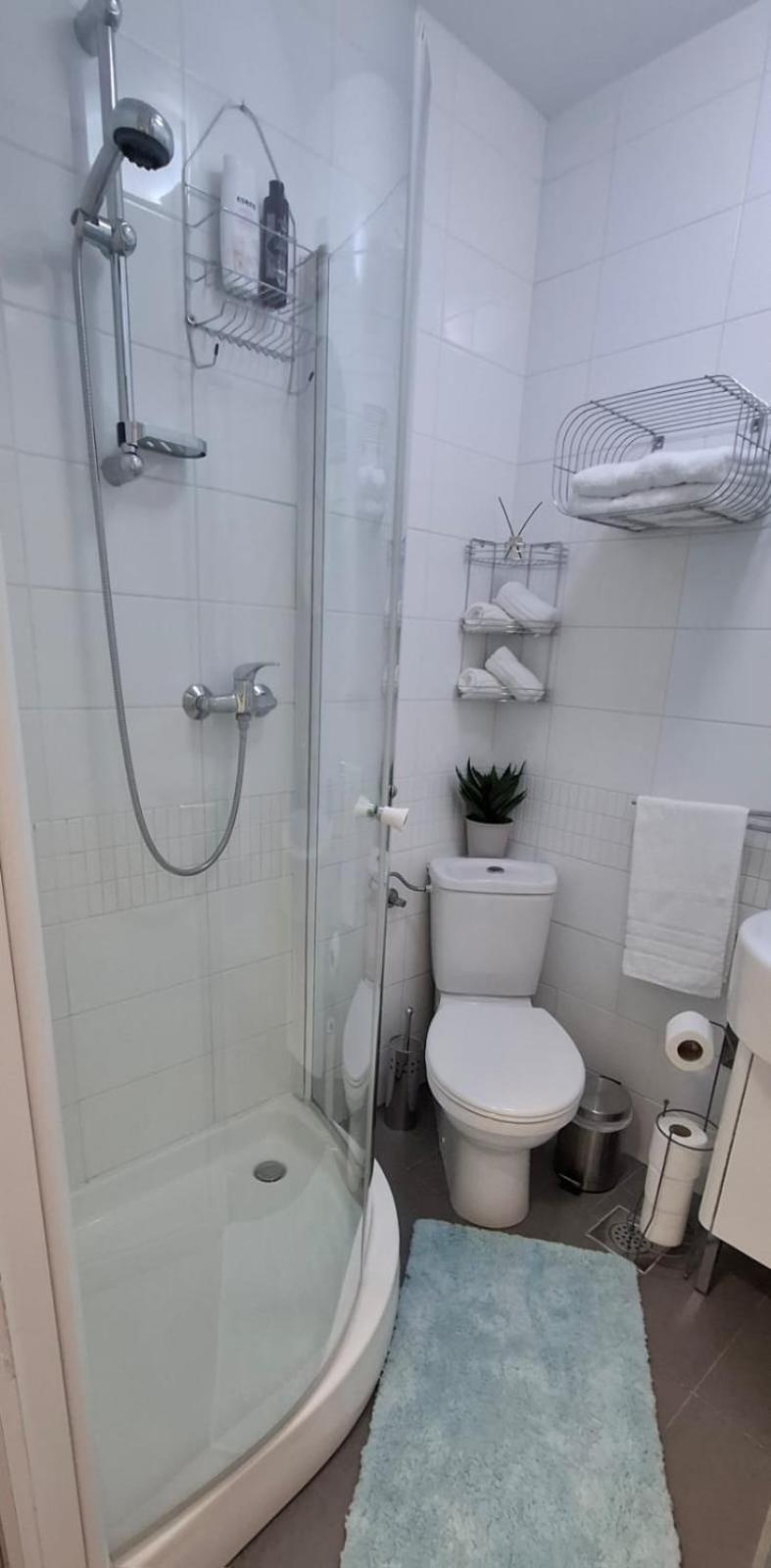 Bella Vista - Cozy Apartments With Easy Check-In And Free Parking Split Ngoại thất bức ảnh