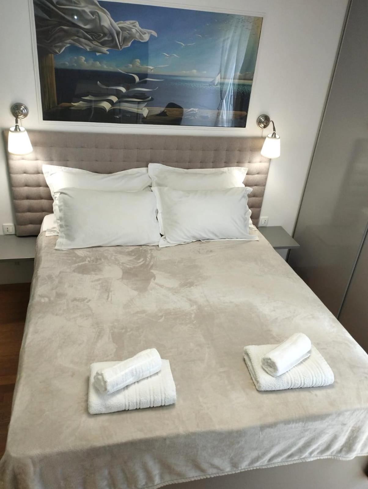 Bella Vista - Cozy Apartments With Easy Check-In And Free Parking Split Ngoại thất bức ảnh